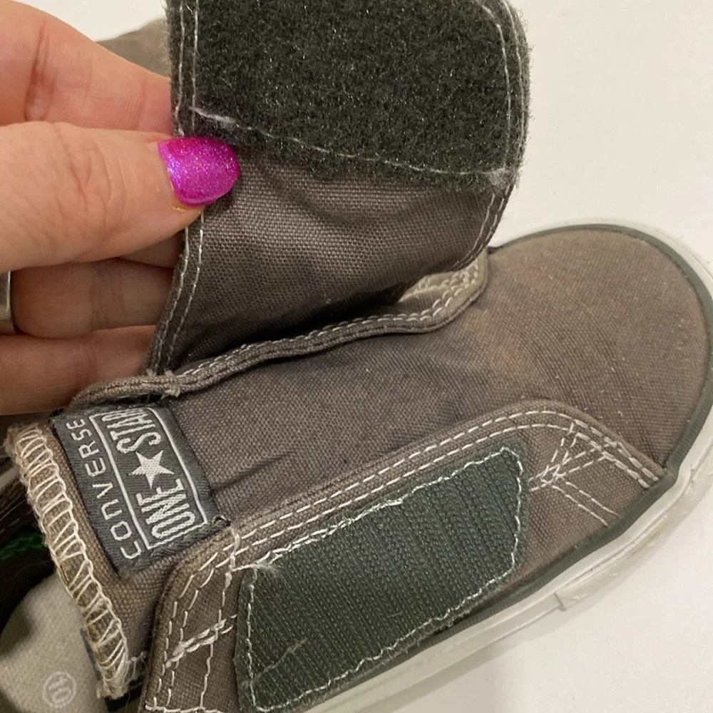Converse One Star Gray Hook and Loop Sneakers | Size 10 kids